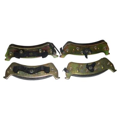 Rear Disc Brake Pads for Select Jeep 94-98 Grand Cherokee w/ Rear Disc Brakes Crown Automotive