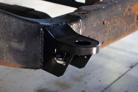Rust Buster 1999-2013 Chevy Silverado& GMC Sierra Center Cab Mount RB7325
