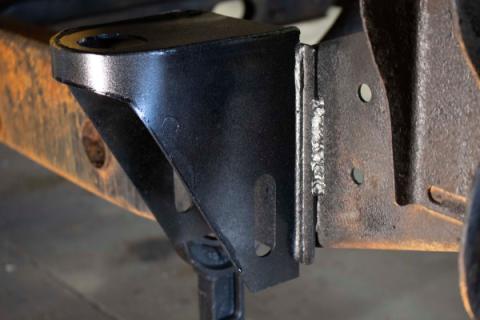 Rust Buster 1999-2013 Chevy/GMC Silverado/Sierra 1500/2500 Rear Cab Mount RB7326