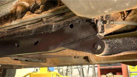 Rust Buster 2000-2014 Generation 1 Avalanche/Suburban/Yukon XL/Escalade Center Frame Section RB7401