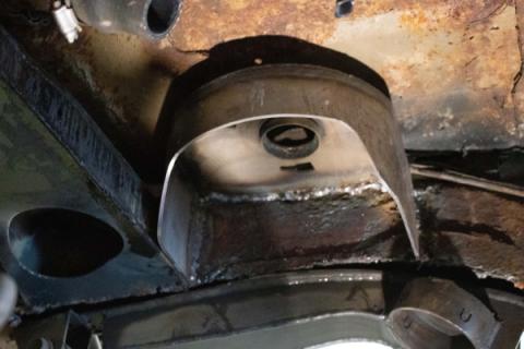 Rear Upper Coil Spring Bucket For Avalanche/Suburban/Yukon Passenger Side Rust Buster Frameworks