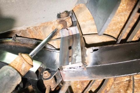 Rear Upper Shock Mount For Avalanche/Suburban/Yukon Passenger Side Rust Buster Frameworks