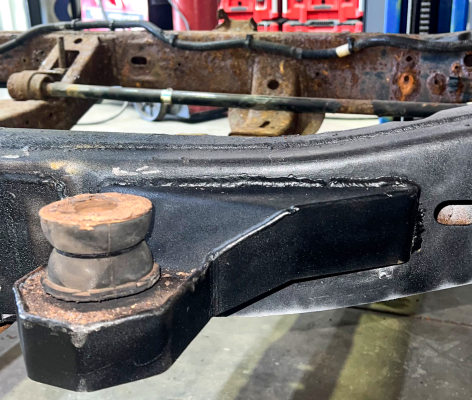 Rust Buster 2004-2012 Chevy Colorado & GMC Canyon Front Cab Body Mount RB7509
