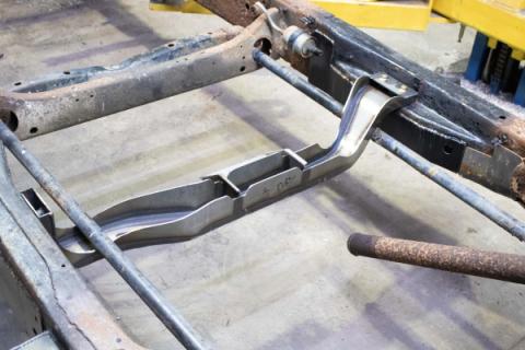 Transmission Crossmember For 93-04 Chevy S10/GMC Sonoma Rust Buster Frameworks
