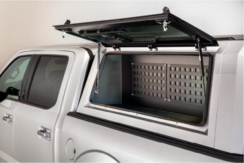 Full-Bin Full-Length Left Side 20-Up Jeep Gladiator 5' EVO EVOa and EVOc Applications 5 Foot Bed Left Side Mount SmartCap(R) Fits all Jeep Gladiator EVO Series Caps