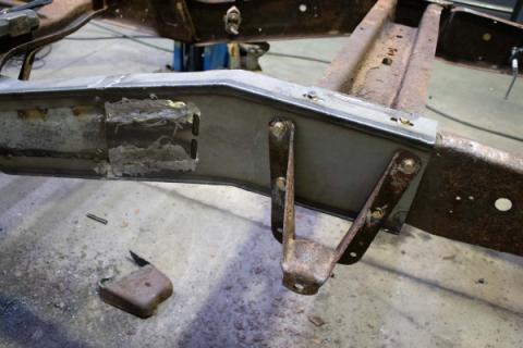 Leaf Spring Frame Repair Kit Driver Side For 97-03 Ford F-150 Rust Buster Frameworks