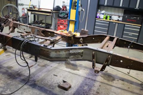 Leaf Spring Frame Repair Kit Passenger Side For 97-03 Ford F-150 Rust Buster Frameworks