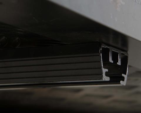 18089901 Bushveld hard shell roof top tent Overland Vehicle Systems