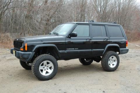 Jeep Wrangler 5.5 Inch Front Coil Springs 1997-2006 TJ/LJ &amp; Jeep Cherokee 4.5 Inch Front Coil Springs 1984-2001 XJ Clayton Off Road