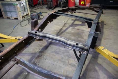 Rust Buster Cab Mount Crossmember For 1997-2003 Ford F-150 RB7008