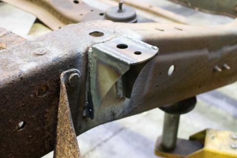 Rust Buster Front Bed Mount For 1997-2003 Ford F-150 RB7042