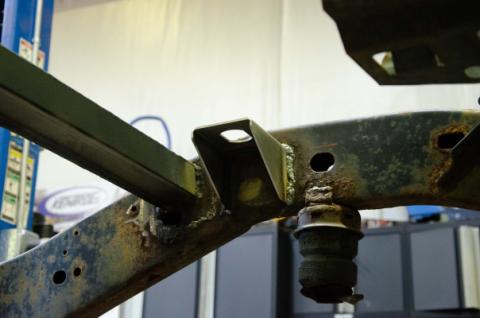 Rust Buster Inside Body Mount For 2006-2010 Hummer H3 RB7521