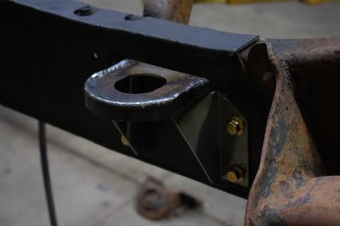 Center Body Mount For 1973-1991 Chevy/GMC K5 Blazer/Jimmy Rust Buster