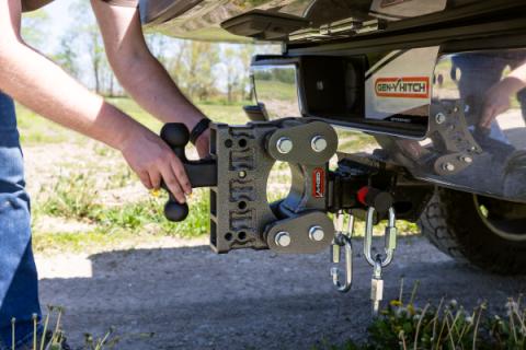 The Boss Torsion Flex 2 Inch Shank 5 Inch Drop 1.1K TW 10K Hitch &amp; GH-031 Dual-Ball Gen Y Hitch