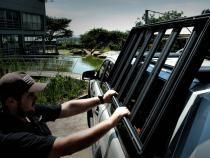 Drop Rack Colorado/Canyon For 15-22 Chevrolet Colorado/Canyon 5 Foot Short Bed SmartCap Fits Caps w/Serial #'s ending in &amp;quot;MB&amp;quot; &amp;quot;WH&amp;quot; or &amp;quot;SA&amp;quot;