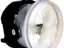 Left or Right Front Fog Light for 2010 Jeep MK Compass, Patriot Crown Automotive
