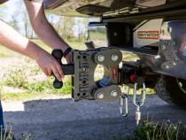 The Boss Torsion Flex 2 Inch Shank 17.5 Inch Drop 1.7K TW 16K Hitch &amp;amp; GH-051 Dual-Ball &amp;amp; GH-0100 Stabilizer Kit Gen Y Hitch